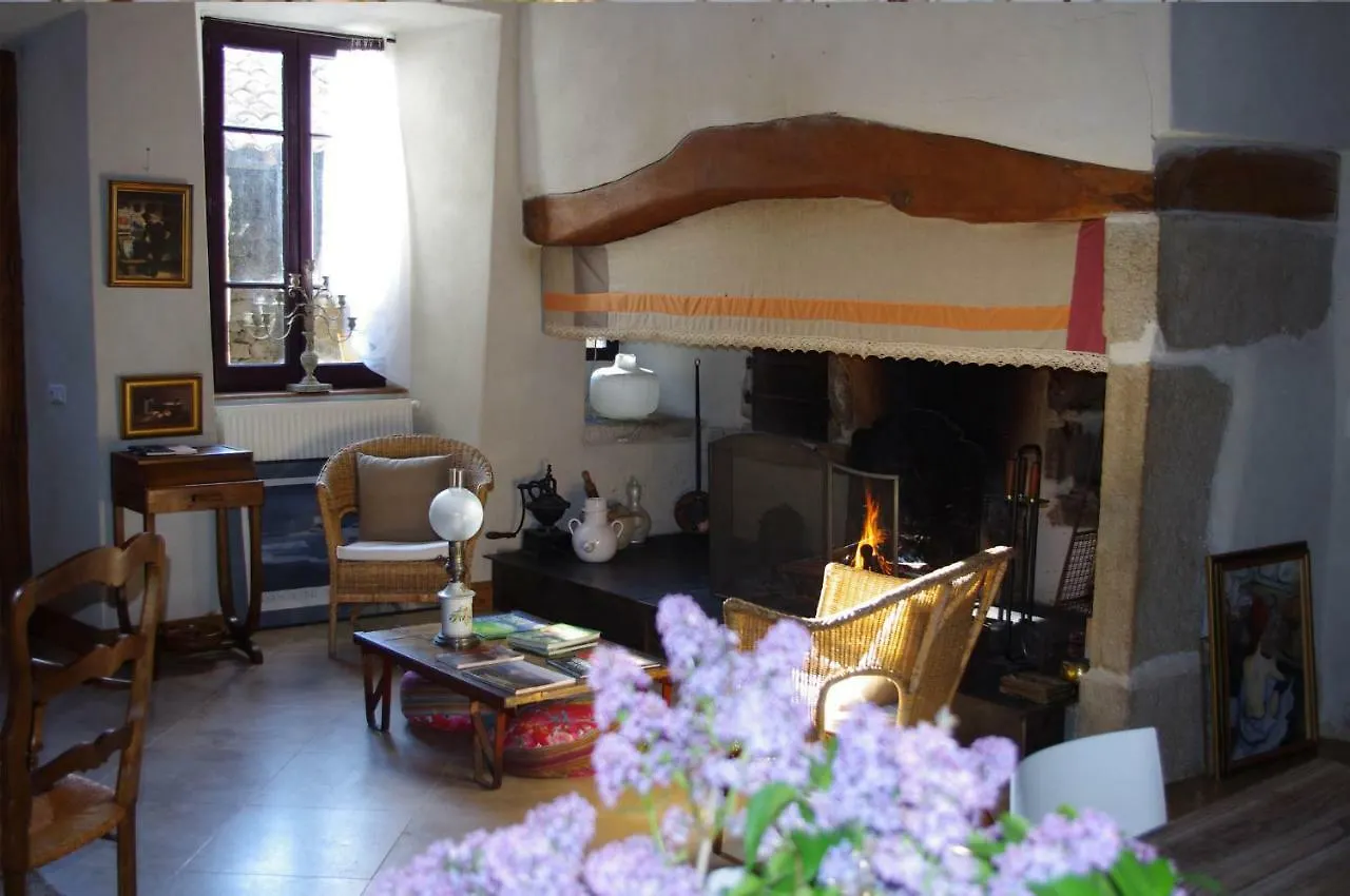 Hôtel La Haute Maurelle à Joannas