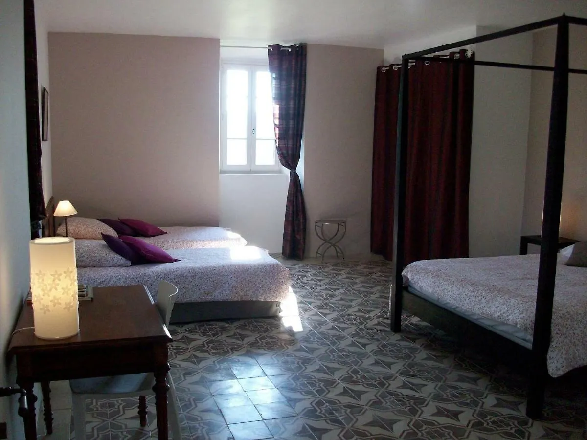 Maison d'hôtes Hôtel La Haute Maurelle à Joannas